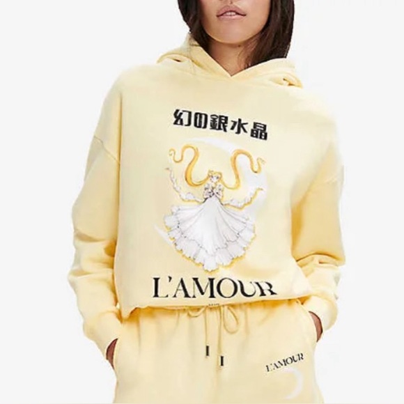 Maje Sailormoon Princess serenity hoodie yellow sweatshirt size 2 medium - Picture 2 of 8